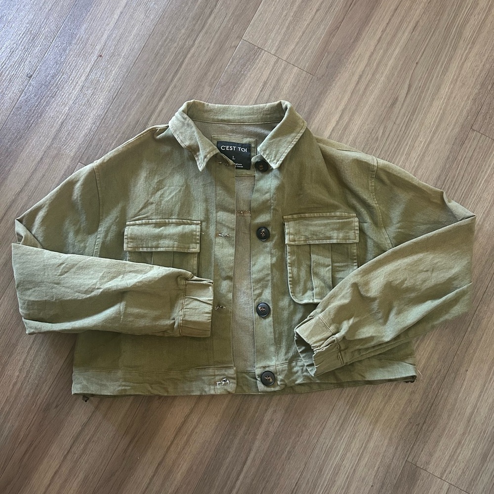 C'est Toi Olive Green & Tan Wash Cropped Button Jacket